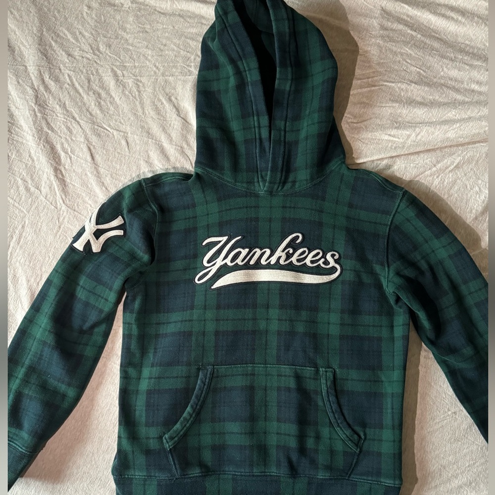 Polo Ralph Lauren Yankees Plaid Hoodie Limited Edition. Only worn a few times.